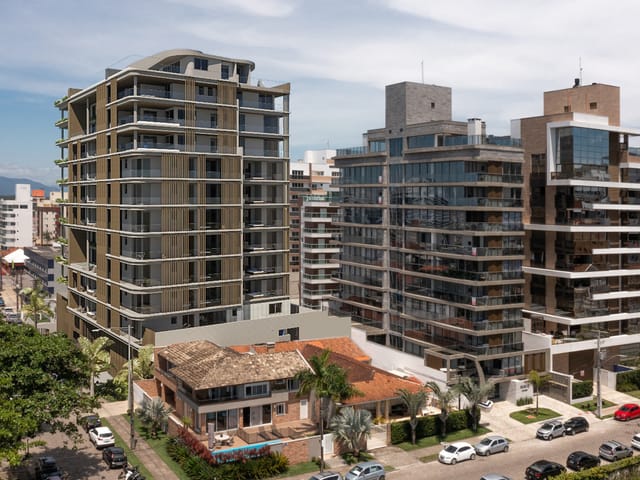 Apartamento 3 quartos e 3 banheiros, à venda, no bairro Centro em Guaratuba