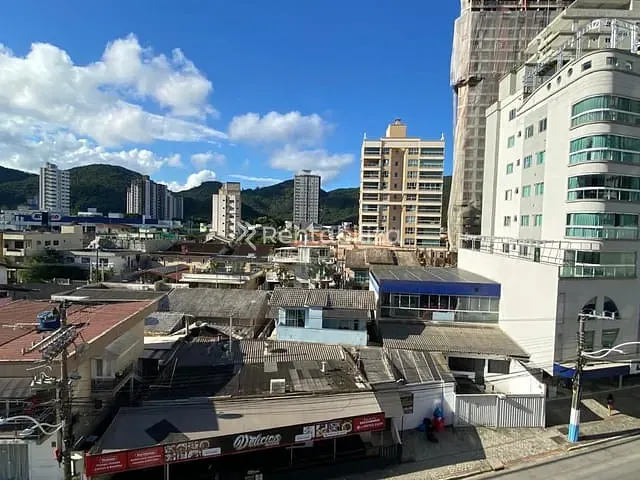 Apartamento com 157m² 2 quartos e 1 banheiro, à venda, no bairro Centro em Itapema