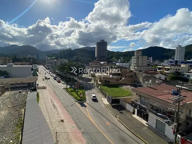 Apartamento com 157m² 2 quartos e 1 banheiro, à venda, no bairro Centro em Itapema