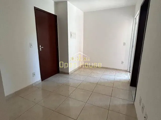 Apartamento 2 quartos e 1 banheiro, à venda, no bairro Três Poços em Volta Redonda