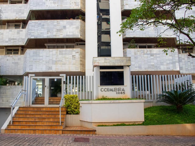 Foto do Apartamento - Ed. Residencial Coimbra - Apartamento à venda por R$ 850.000,00 - 4 Quartos, 2 Suites, 2 Vagas, 273M², Centro, Londrina - PR | Edifício Residencial Coimbra | Premier Imóveis