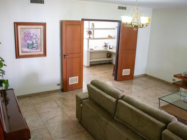 Foto do Apartamento - Ed. Residencial Coimbra - Apartamento à venda por R$ 850.000,00 - 4 Quartos, 2 Suites, 2 Vagas, 273M², Centro, Londrina - PR | Edifício Residencial Coimbra | Premier Imóveis