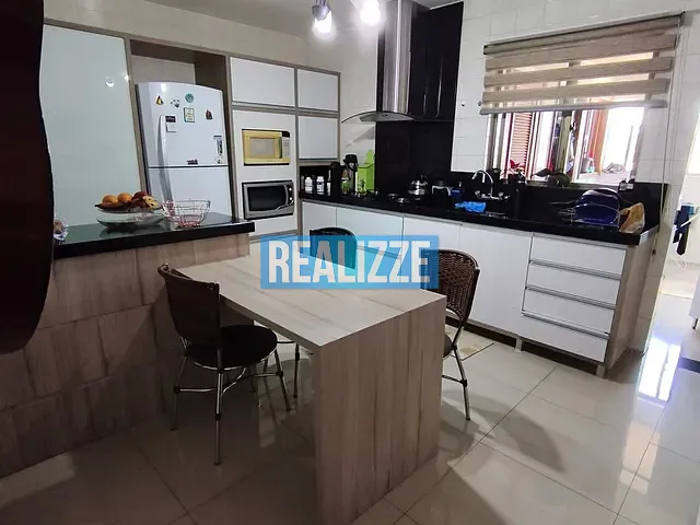 Apartamento com 219m² 3 quartos e 3 banheiros, à venda, no bairro centro em Marau