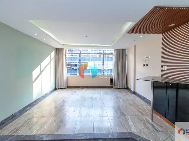 Apartamento com 206m² 3 quartos e 3 banheiros, à venda, no bairro Copacabana em Rio de Janeiro