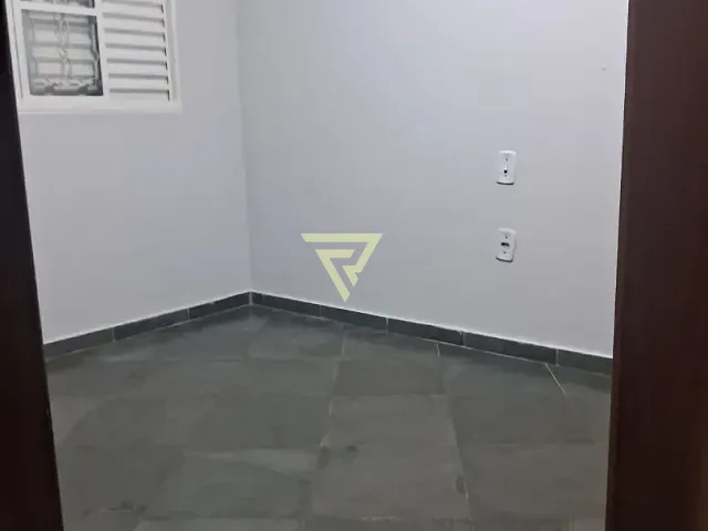 Apartamento 3 quartos e 2 banheiros, à venda, no bairro Parque Industrial Lagoinha em Ribeirão Preto