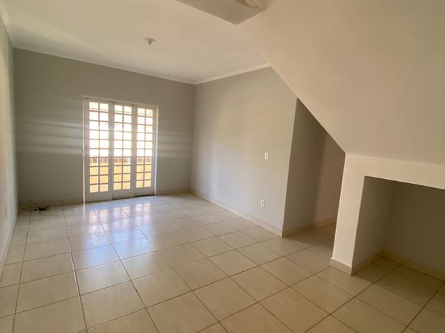 Apartamento 3 quartos e 2 banheiros, para alugar, no bairro Parque Dos Passaros em Extrema