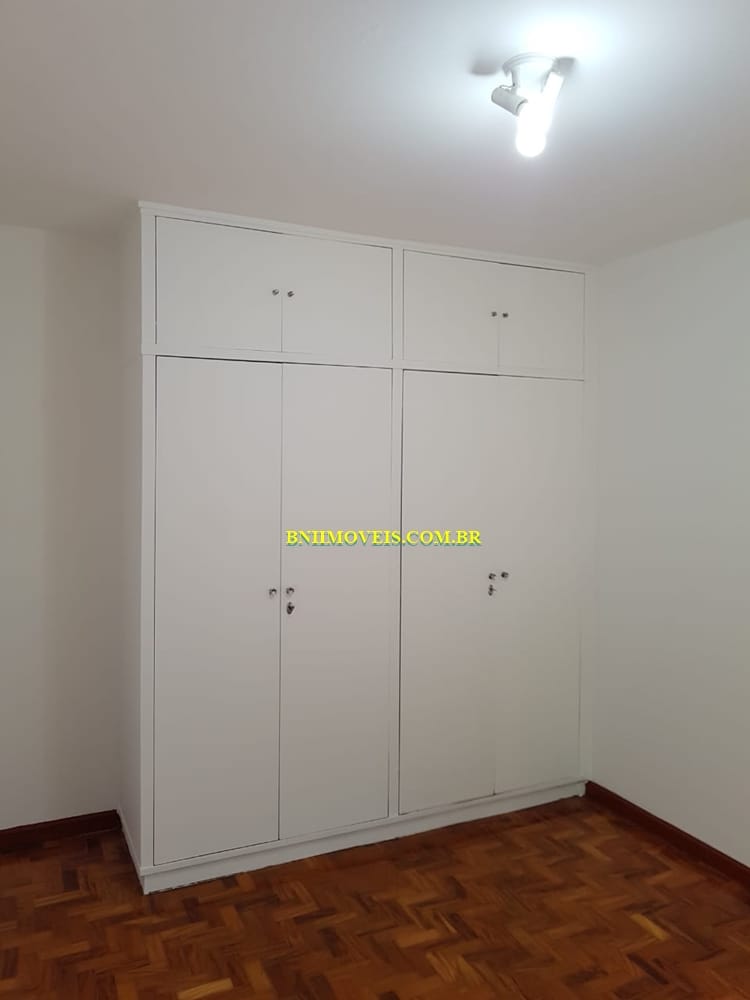 Apartamento para alugar com 3 quartos, 134m² - Foto 2