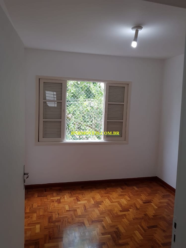 Apartamento para alugar com 3 quartos, 134m² - Foto 1