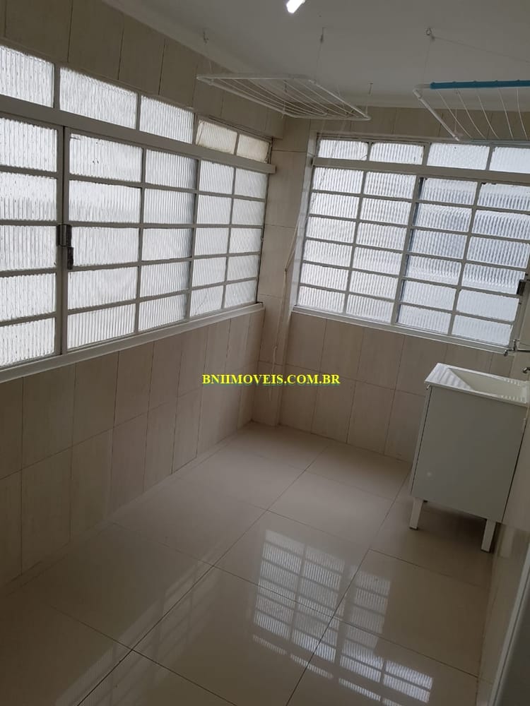 Apartamento para alugar com 3 quartos, 134m² - Foto 9