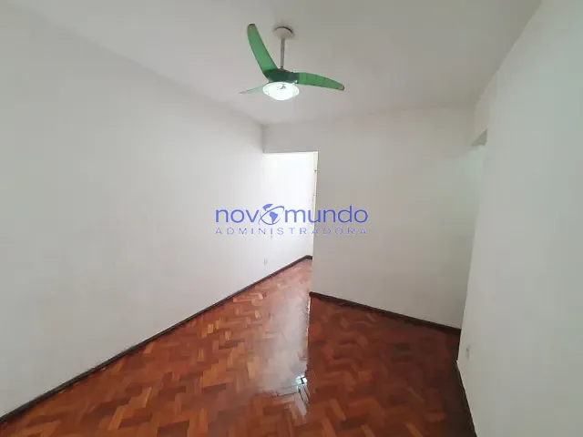 Apartamento com 58m² 2 quartos e 2 banheiros, para alugar, no bairro Catete em Rio de Janeiro