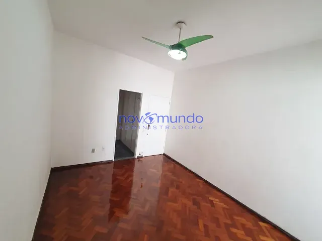 Apartamento com 58m² 2 quartos e 2 banheiros, para alugar, no bairro Catete em Rio de Janeiro