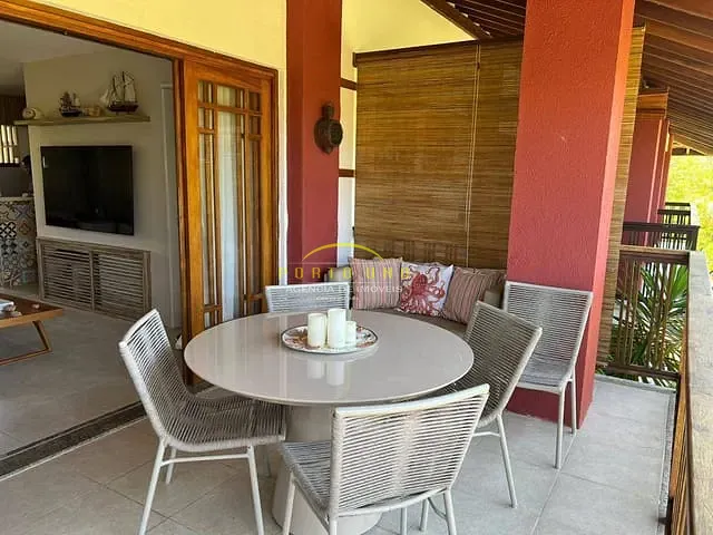 Apartamento 3 quartos e 4 banheiros, à venda, no bairro Praia do Forte em Praia do Forte