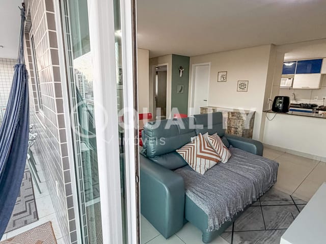 Apartamento 2 quartos e 2 banheiros, para alugar, no bairro Mucuripe em Fortaleza
