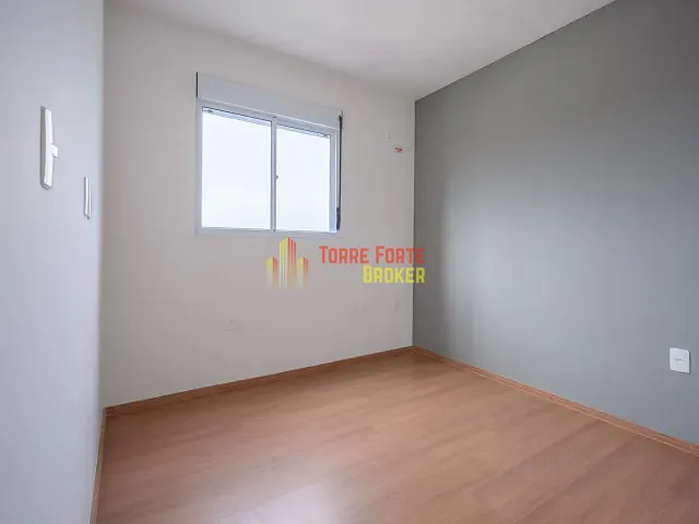 Apartamento com 48m² 2 quartos e 1 banheiro, para alugar, no bairro Partenon em Porto Alegre
