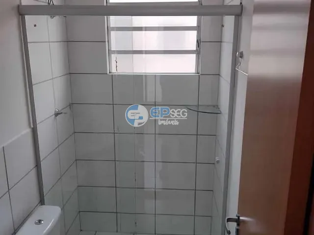 Apartamento 2 quartos e 1 banheiro, para alugar, no bairro Nova Olinda em Londrina