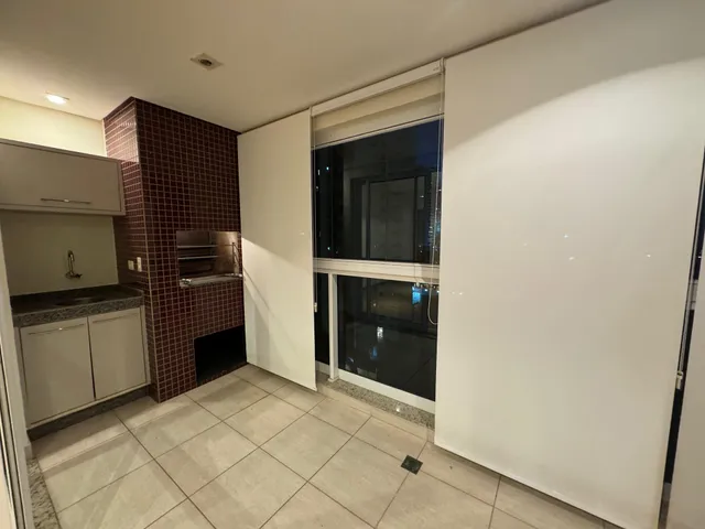 Apartamento com 174m² 3 quartos e 2 banheiros, à venda, no bairro Gleba Palhano em Londrina