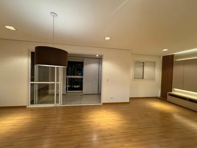 Apartamento com 174m² 3 quartos e 2 banheiros, à venda, no bairro Gleba Palhano em Londrina
