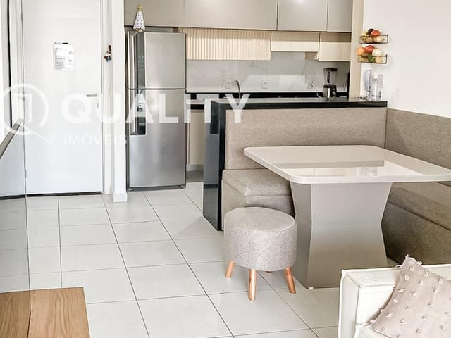 Apartamento 2 quartos e 2 banheiros, à venda, no bairro Presidente Kennedy em Fortaleza