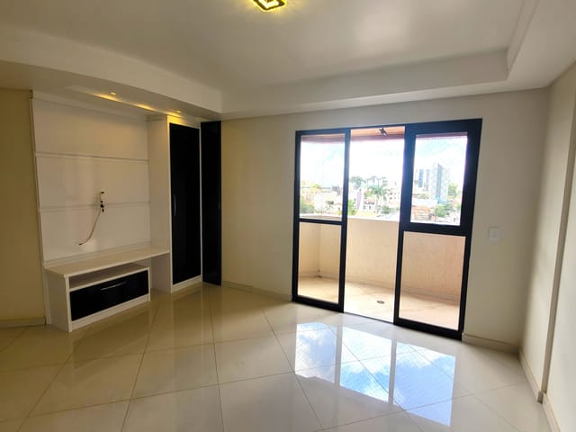 Apartamento com 113m² 3 quartos e 2 banheiros, à venda, no bairro Centro em Ponta Grossa