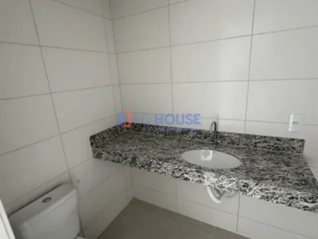 Apartamento 2 quartos e 2 banheiros, à venda, no bairro Nossa Senhora da Vitória em Ilhéus