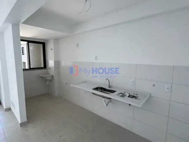 Apartamento 2 quartos e 2 banheiros, à venda, no bairro Nossa Senhora da Vitória em Ilhéus