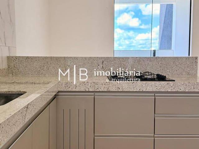 Apartamento 3 quartos e 2 banheiros, à venda ou para alugar, no bairro Residencial Sant'ana I em Lavras