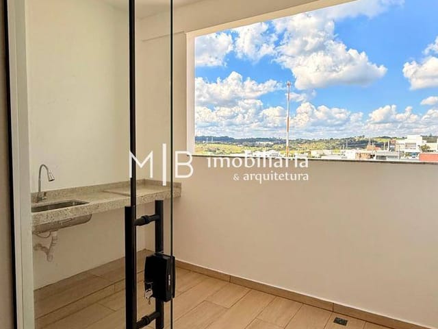 Apartamento 3 quartos e 2 banheiros, à venda ou para alugar, no bairro Residencial Sant'ana I em Lavras