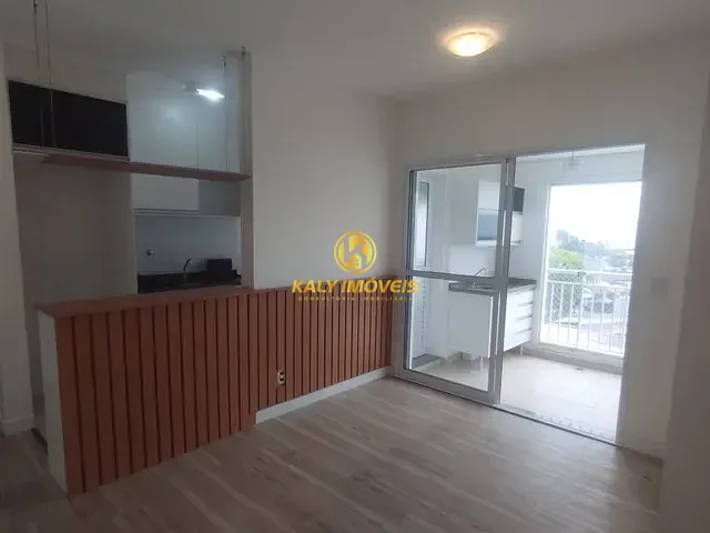 Apartamento 3 quartos e 2 banheiros, para alugar, no bairro Santa Maria em Santo André