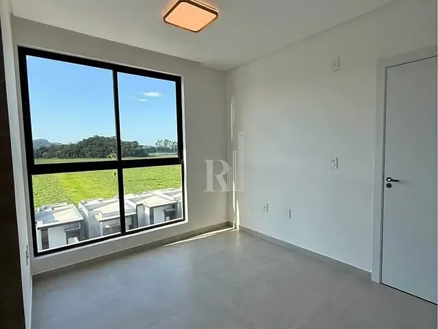 Apartamento 2 quartos e 2 banheiros, à venda, no bairro Areias em Tijucas