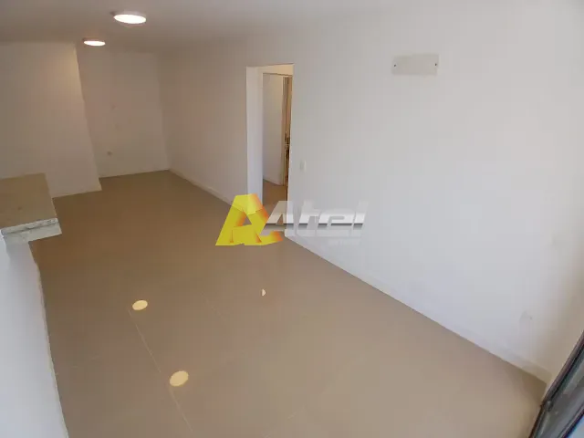 Apartamento 2 quartos e 2 banheiros, à venda, no bairro Barra da Tijuca em Rio de Janeiro