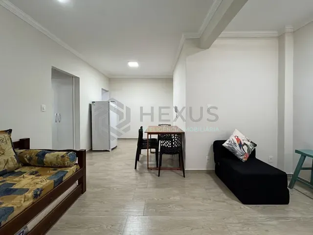 Apartamento 1 quarto e 1 banheiro, à venda, no bairro Pitangueiras em Guarujá