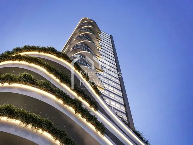 Apartamento 3 quartos e 5 banheiros, à venda, no bairro Fazenda em Itajaí