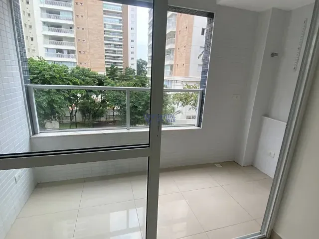 Apartamento 2 quartos e 1 banheiro, para alugar, no bairro Royal Park em São José dos Campos