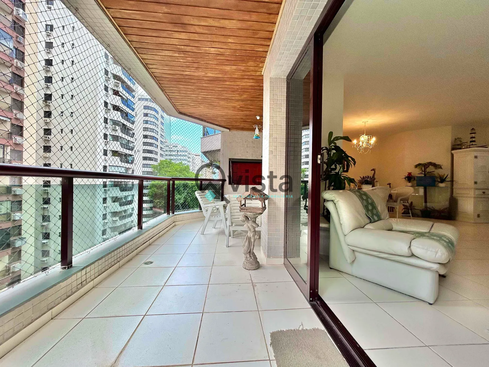 Apartamento, 3 quartos, 168 m² - Foto 1