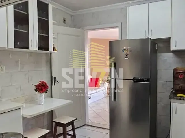 Apartamento com 75m² 3 quartos e 1 banheiro, à venda, no bairro Jardim América em Bauru