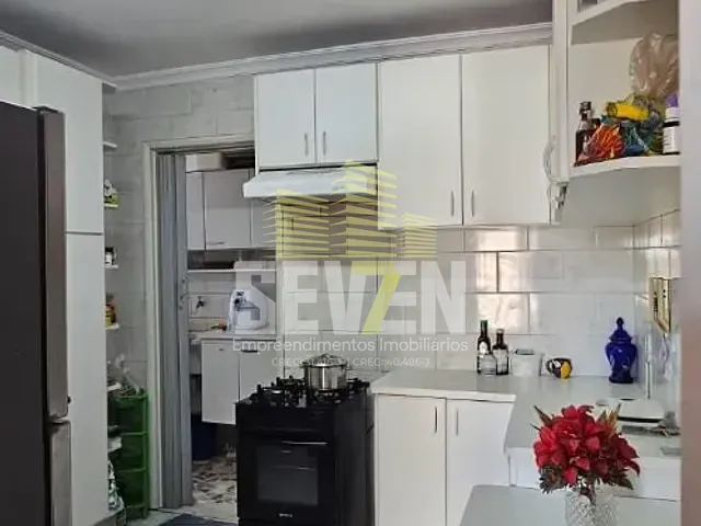 Apartamento com 75m² 3 quartos e 1 banheiro, à venda, no bairro Jardim América em Bauru
