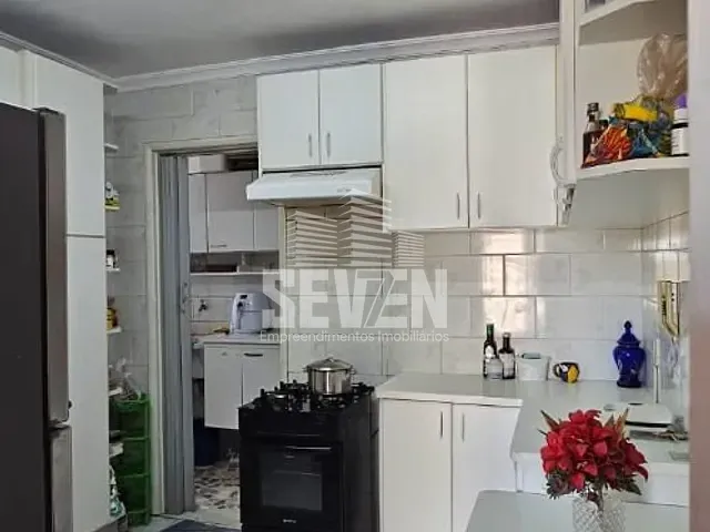 Apartamento com 75m² 3 quartos e 1 banheiro, à venda, no bairro Jardim América em Bauru