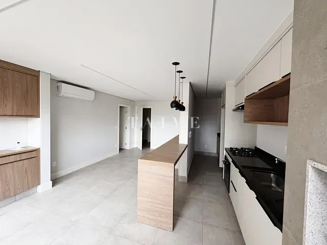 Apartamento com 142m² 2 quartos e 2 banheiros, à venda ou para alugar, no bairro Jardim Higienópolis em Londrina
