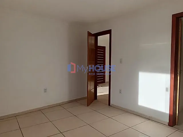 Apartamento 2 quartos e 2 banheiros, para alugar, no bairro Jardim Savóia em Ilhéus