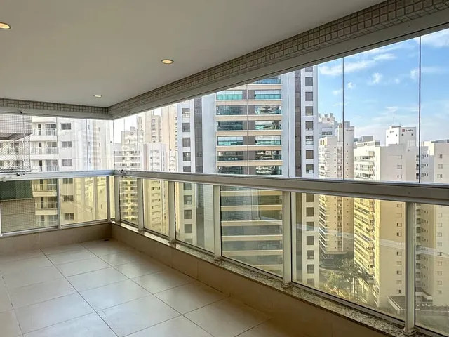 Apartamento com 375m² 3 quartos e 5 banheiros, à venda, no bairro Gleba Palhano em Londrina