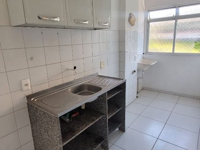 Apartamento 2 quartos e 2 banheiros, à venda ou para alugar, no bairro Glória em Macaé