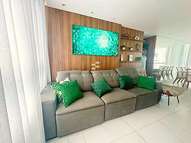 Apartamento 4 quartos e 3 banheiros, para alugar, no bairro Pioneiros em Balneário Camboriú