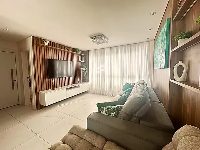 Apartamento 4 quartos e 3 banheiros, para alugar, no bairro Pioneiros em Balneário Camboriú
