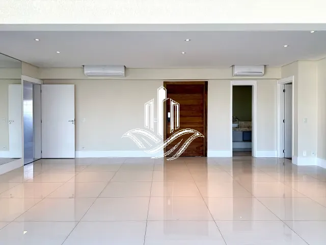 Apartamento 3 quartos e 5 banheiros, à venda ou para alugar, no bairro Chácara Santo Antônio em São Paulo