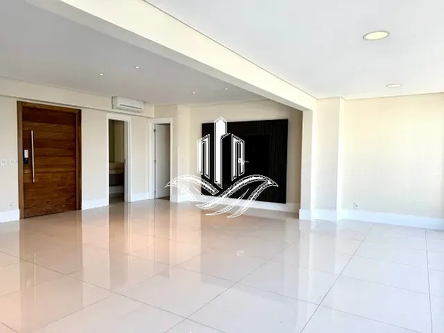 Apartamento 3 quartos e 5 banheiros, à venda ou para alugar, no bairro Chácara Santo Antônio em São Paulo