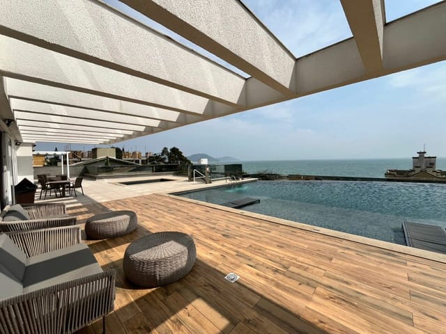 Apartamento com 120m² 2 quartos e 2 banheiros, para alugar, no bairro Ingleses do Rio Vermelho em Florianópolis