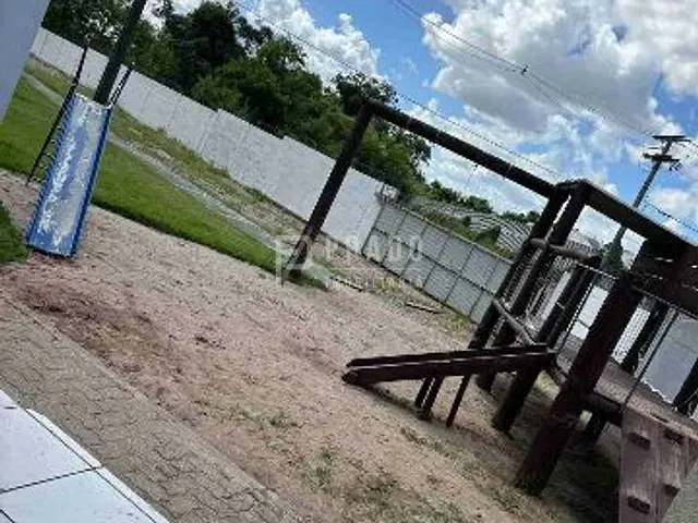 Apartamento 2 quartos e 1 banheiro, para alugar, no bairro Centro em Pelotas