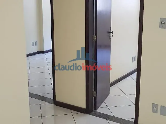 Apartamento 2 quartos e 3 banheiros, para alugar, no bairro Santa Rosa em Barra Mansa