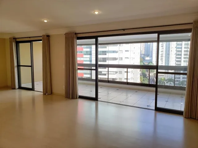 Apartamento com 325m² 3 quartos e 5 banheiros, à venda, no bairro Gleba Palhano em Londrina