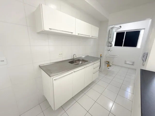 Apartamento 2 quartos e 2 banheiros, à venda, no bairro Farolândia em Aracaju